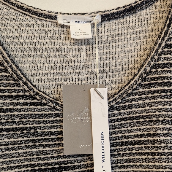 New Anthropologie Clu+Willoughby Metallic Thread Tunic Top Gray & Black Size XL - Picture 3 of 6